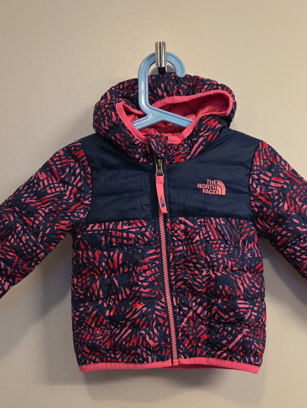 Children's The North Face Black Jacket with Fuschia Logo